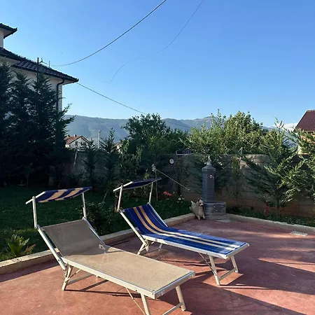 فيلة Vila Laqi